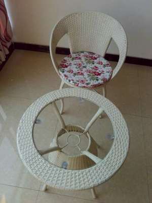 賽森 藤椅三件套特價陽臺桌椅套件五休閑戶外田園家具庭院茶幾組合椅子咖啡廳賓館奶茶店組合批發 米白色帶坐墊. 兩個椅子+茶幾--整體還可以&hellip;&hellip.